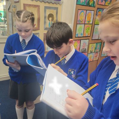 Collecting data and drawing line graphs